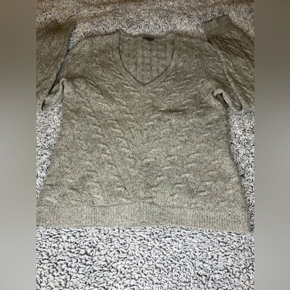 ANN TAYLOR M Grey 100% Extra Fine Merino Wool Sweater - Picture 1 of 13